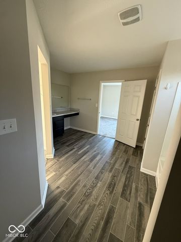 776 Jefferson Park Drive, Pittsboro, IN 46167
