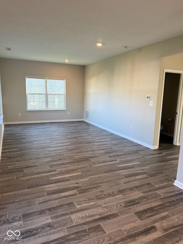 776 Jefferson Park Drive, Pittsboro, IN 46167