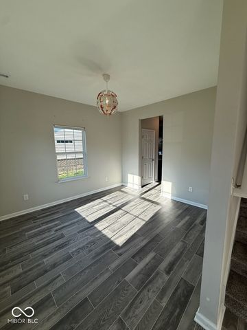 776 Jefferson Park Drive, Pittsboro, IN 46167
