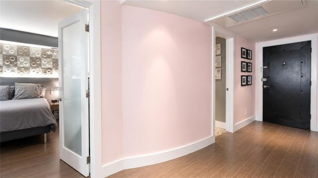100 Lincoln Rd 533, Miami Beach, FL 33139