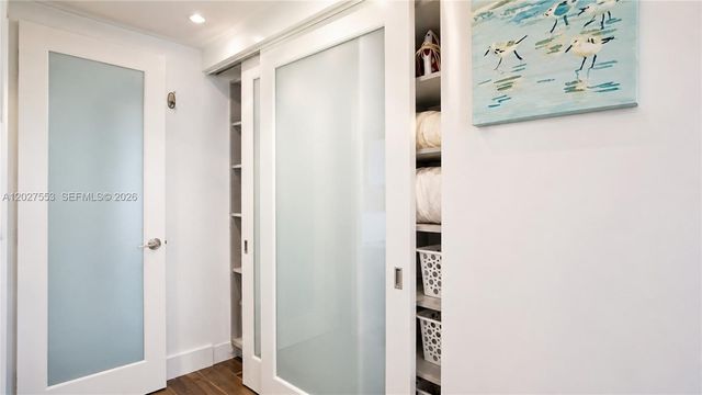 100 Lincoln Rd 533, Miami Beach, FL 33139