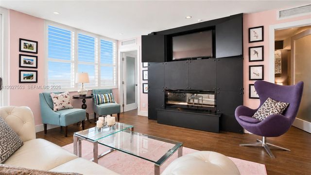 100 Lincoln Rd 533, Miami Beach, FL 33139