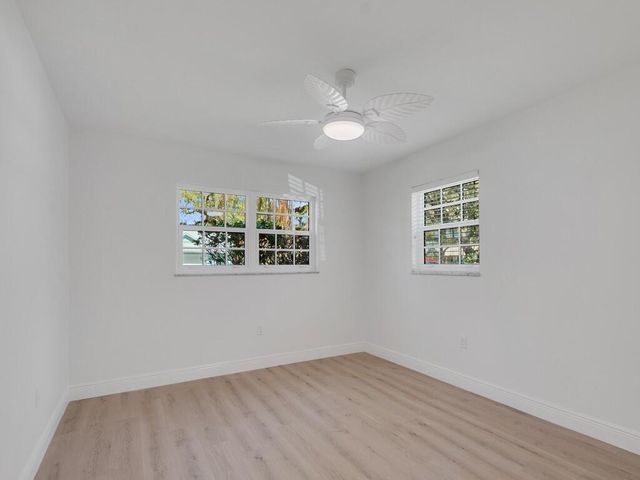 900 Jasmine Lane, Vero Beach, FL 32963