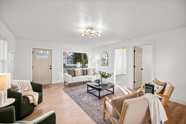 2113 E 5TH Ave, Spokane, WA 99202