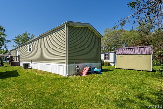 60 Carefree Lane, Cheektowaga, NY 14227