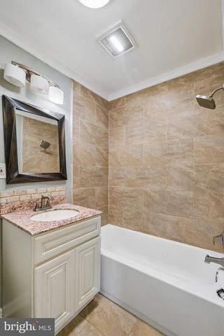 1034 E SLOCUM ST, Philadelphia, PA 19150