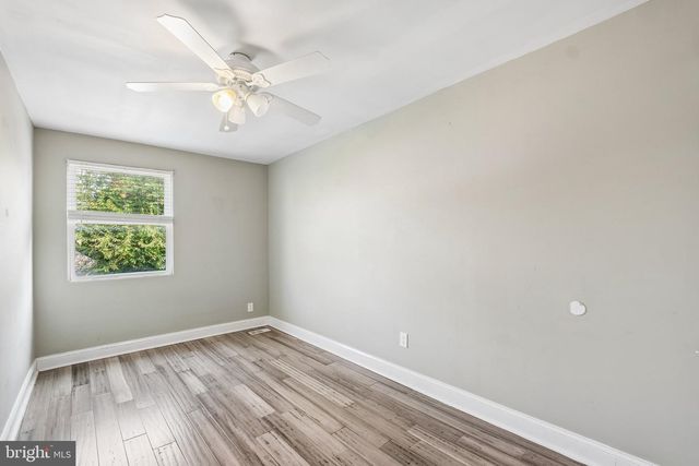 1034 E SLOCUM ST, Philadelphia, PA 19150