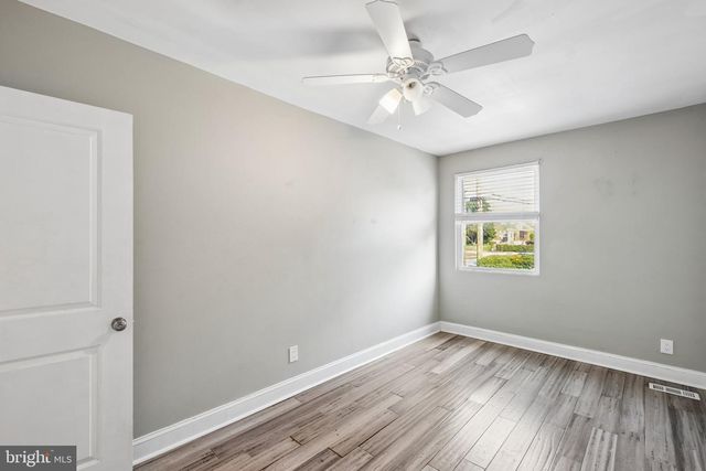1034 E SLOCUM ST, Philadelphia, PA 19150