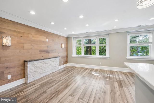1034 E SLOCUM ST, Philadelphia, PA 19150