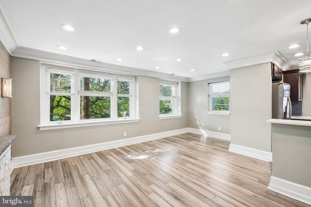 1034 E SLOCUM ST, Philadelphia, PA 19150