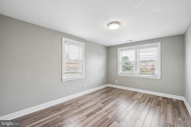 1034 E SLOCUM ST, Philadelphia, PA 19150