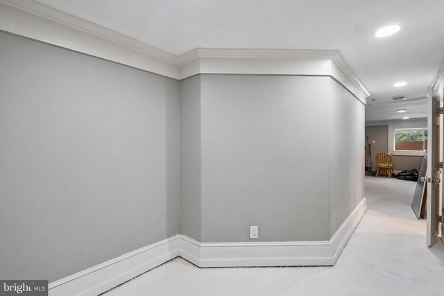 1034 E SLOCUM ST, Philadelphia, PA 19150