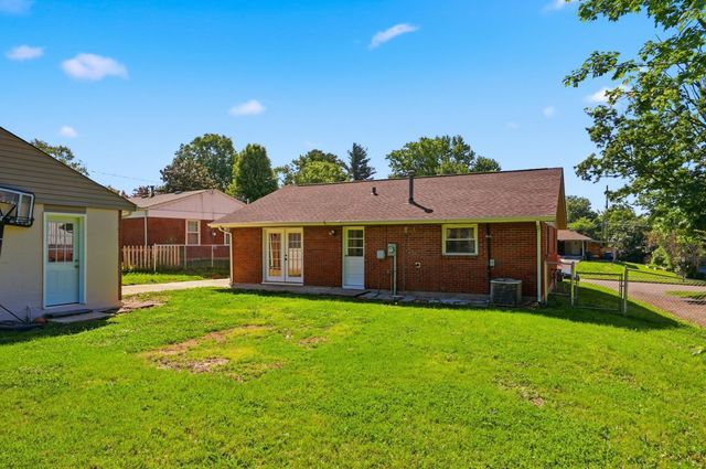 205 Mandalay Road, Lexington, KY 40504