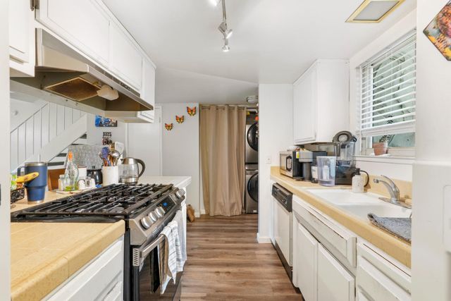 6034 Casa Alegre, Carmichael, CA 95608