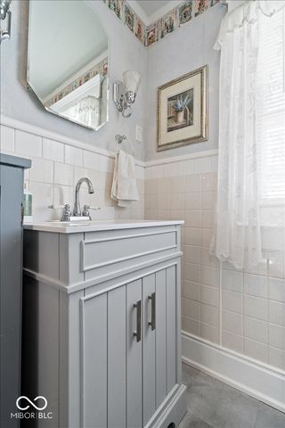 711 S 11th Street, New Castle, IN 47362