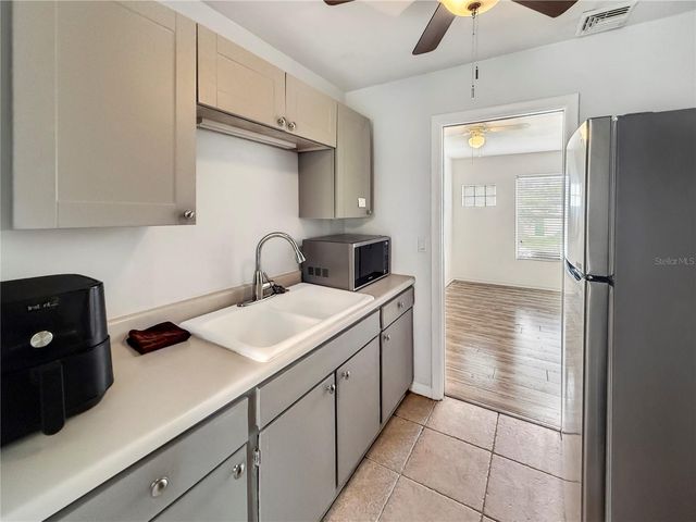 889 W VILLAGE DRIVE, Deltona, FL 32725