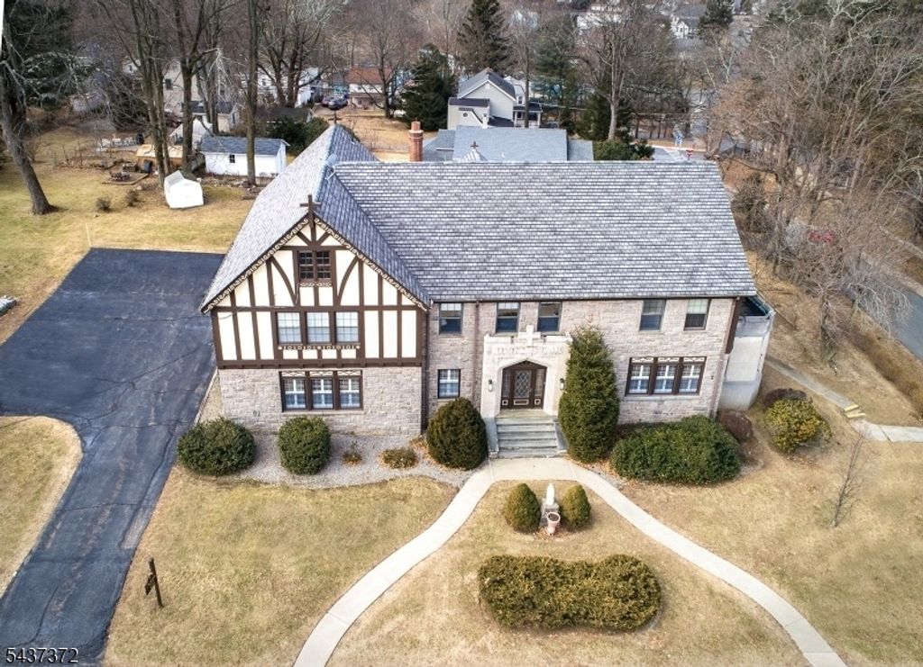71 Bartholdi Ave, Butler Boro, NJ 07405 — exterior