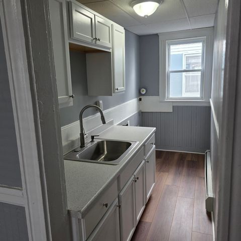 296 Howard Street 1, Lawrence, MA 01841