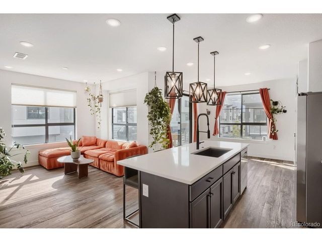 2038 S Holly St 2, Denver, CO 80222