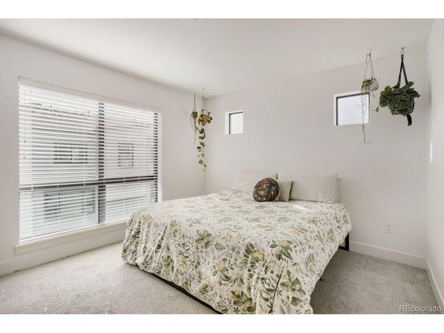 2038 S Holly St 2, Denver, CO 80222