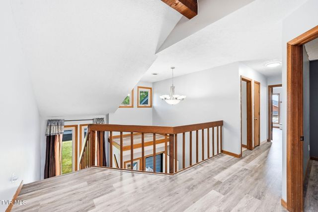 731 Redwood Drive, Mount Carmel, TN 37645