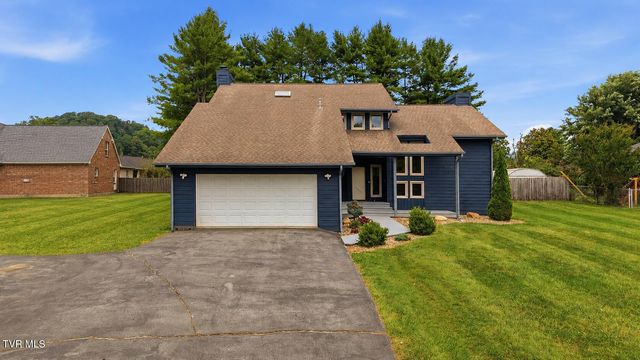 731 Redwood Drive, Mount Carmel, TN 37645
