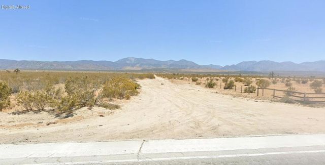 195 Th Street East & Avenue W-8, Palmdale, CA 93591