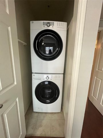 4041 Law Street 404, Houston, TX 77005