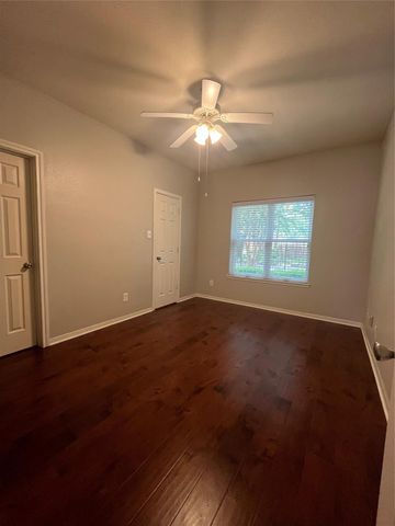 4041 Law Street 404, Houston, TX 77005