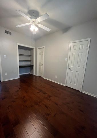 4041 Law Street 404, Houston, TX 77005