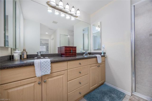 1630 SW 9th PL, Cape Coral, FL 33991