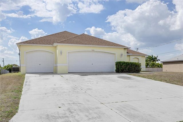 1630 SW 9th PL, Cape Coral, FL 33991