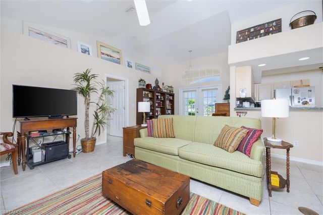 1630 SW 9th PL, Cape Coral, FL 33991