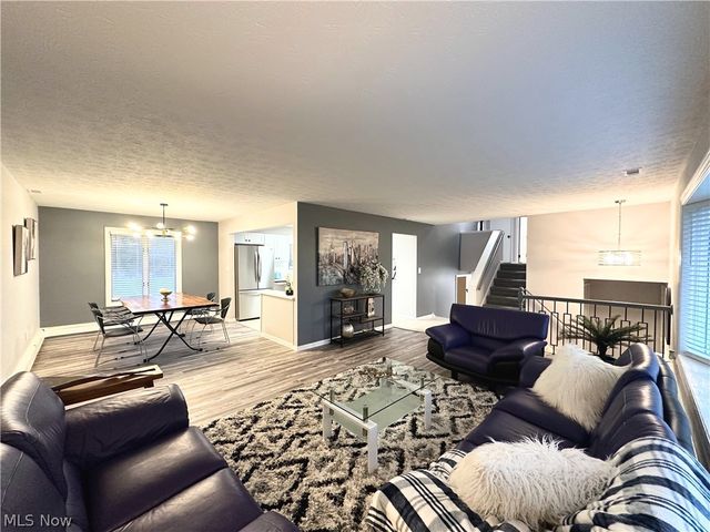 7610 Royal Ridge Drive, Parma, OH 44129