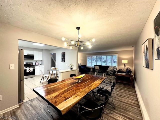 7610 Royal Ridge Drive, Parma, OH 44129