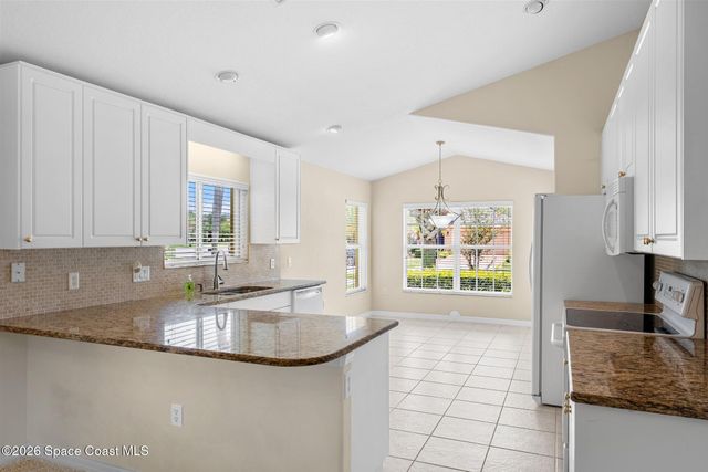 6904 Renshaw Drive, Melbourne, FL 32940