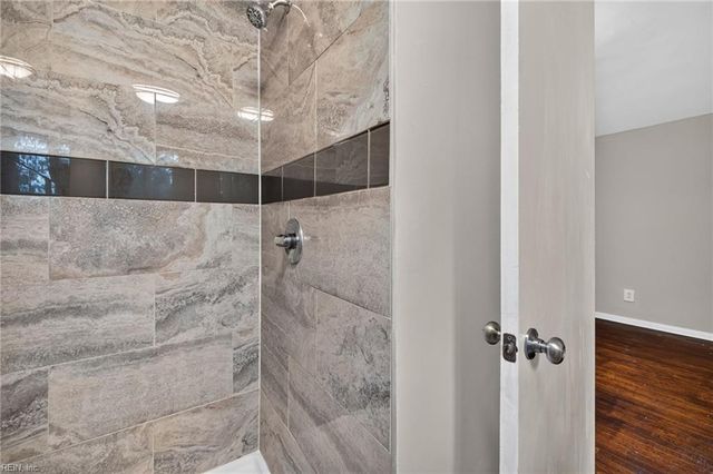 5548 Berry Hill RD, Norfolk, VA 23502