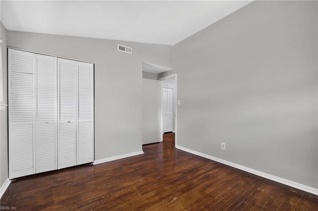 5548 Berry Hill RD, Norfolk, VA 23502