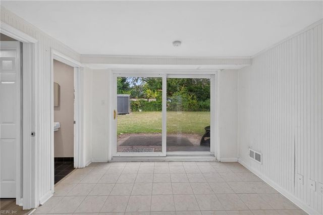 5548 Berry Hill RD, Norfolk, VA 23502