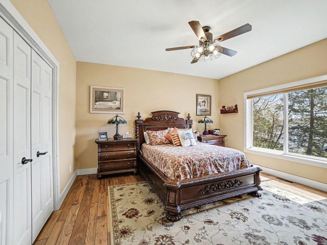 5203 W Bald Eagle Drive, Ludington, MI 49431