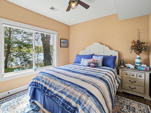 5203 W Bald Eagle Drive, Ludington, MI 49431