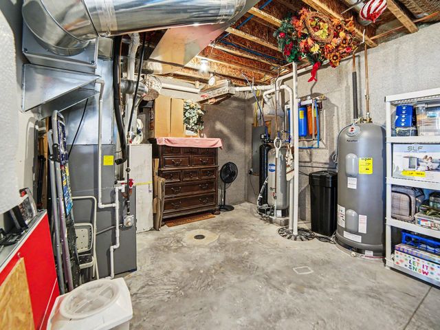 5203 W Bald Eagle Drive, Ludington, MI 49431