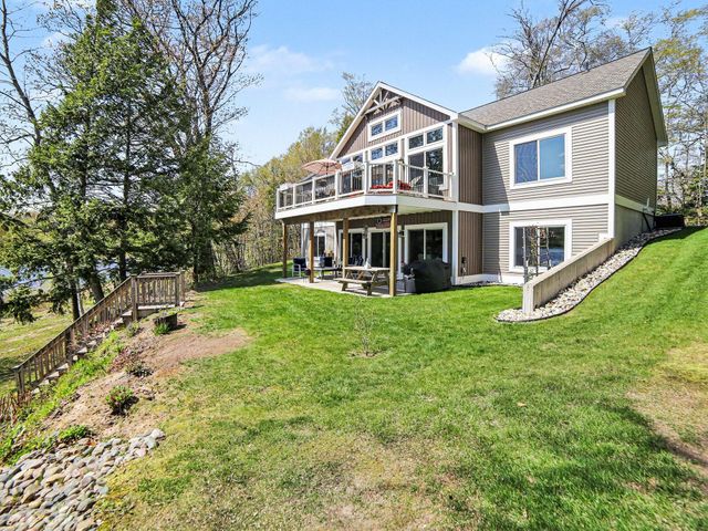 5203 W Bald Eagle Drive, Ludington, MI 49431