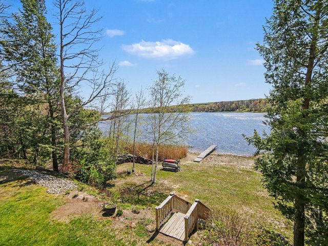 5203 W Bald Eagle Drive, Ludington, MI 49431