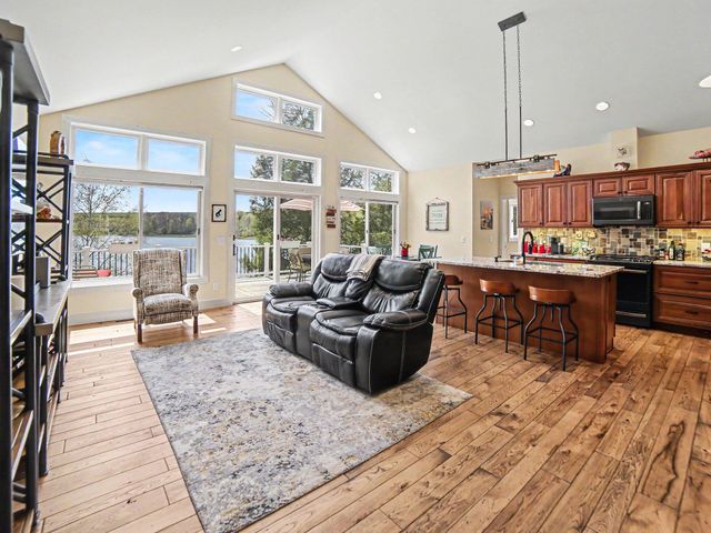 5203 W Bald Eagle Drive, Ludington, MI 49431