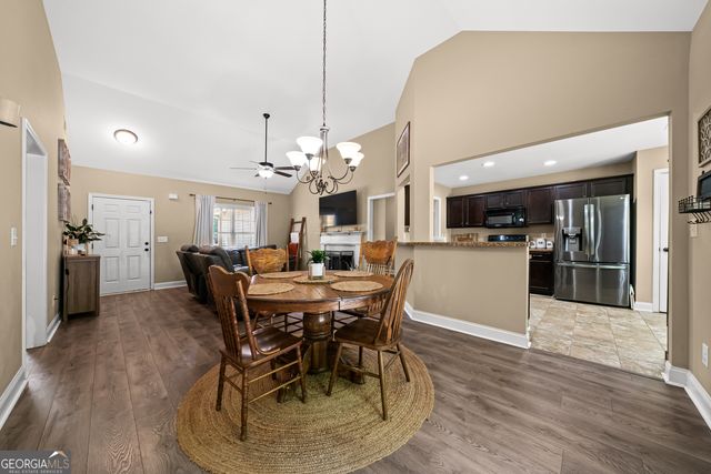 206 Jackson Farms Drive, Rockmart, GA 30153