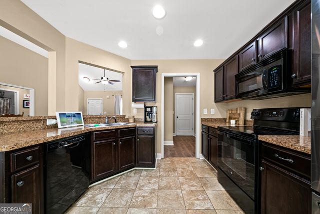 206 Jackson Farms Drive, Rockmart, GA 30153