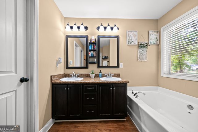 206 Jackson Farms Drive, Rockmart, GA 30153