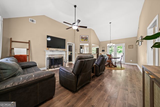206 Jackson Farms Drive, Rockmart, GA 30153