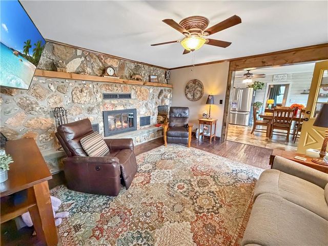 25649 Pine Cove Road, Edwards, MO 65326